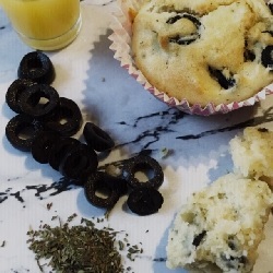Vegan Olive Muffins